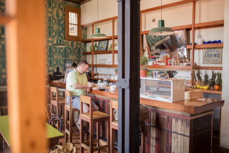 cafe trabalengua valparaiso chile taller barista coffee south america sprudge