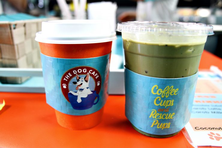 the dog cafe los angeles silver lake california hounds and grounds coffee company dogs drink coffee cafe sprudge