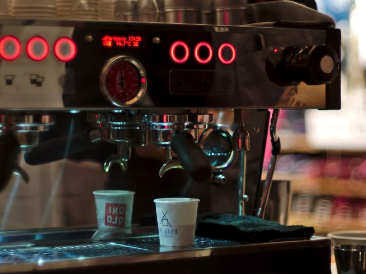 the barn berlin coffee roastery germany uniqlo pop up shop sprudge