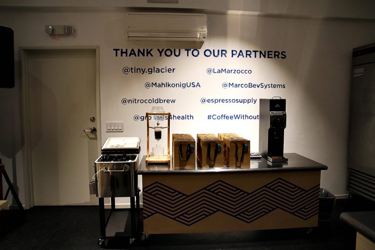 swisswaterla-giftbags-siphon_sprudge_tatiana_ernst