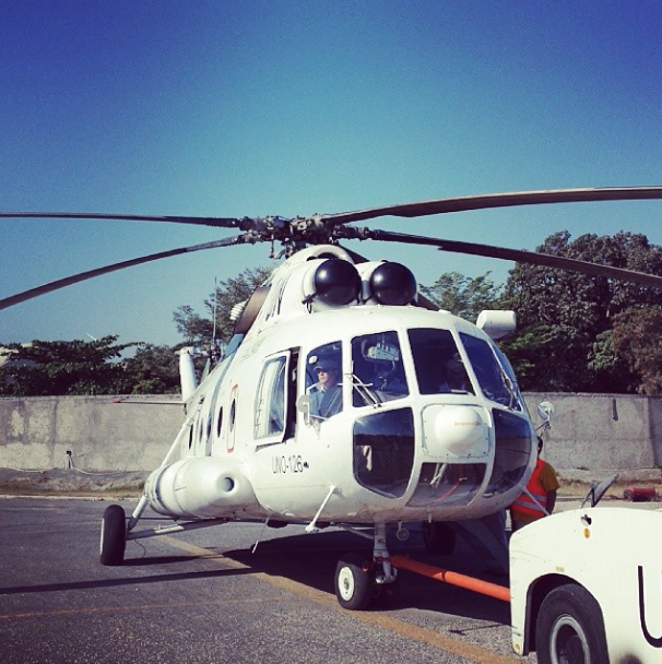 un-haiti-bill-clinton-helicopter