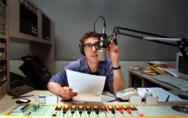 This American Life host Ira Glass (Photo: Jewcy.com)