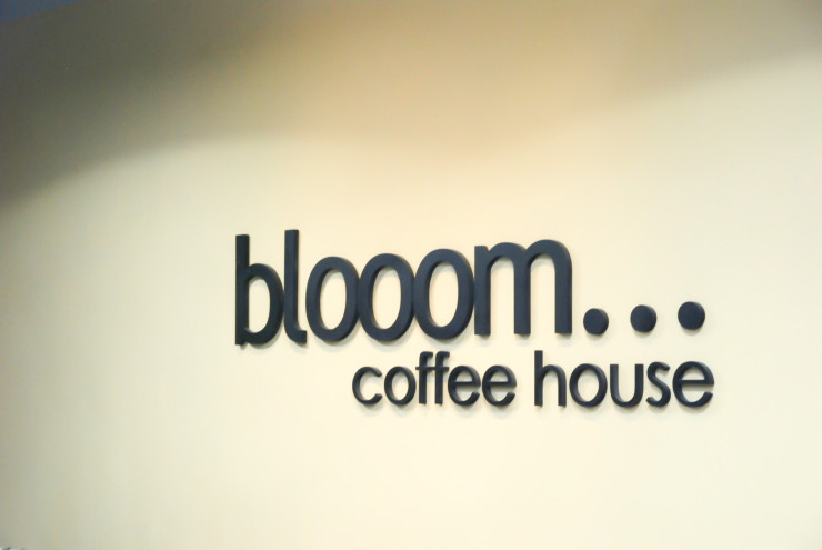 bloom coffee house macao-company_logo