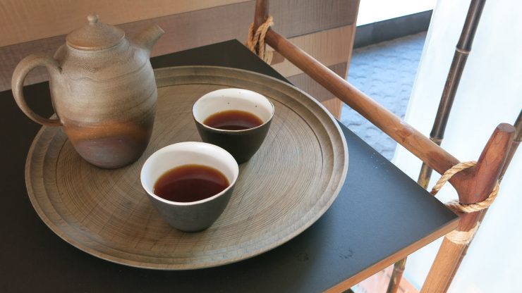 Sprudge-Hengtee-Noma - pots and cups 01