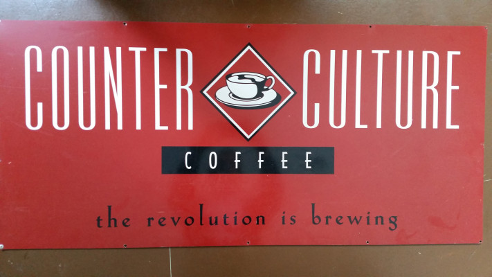 Counter Culture's original branding, which they retained until 2003.