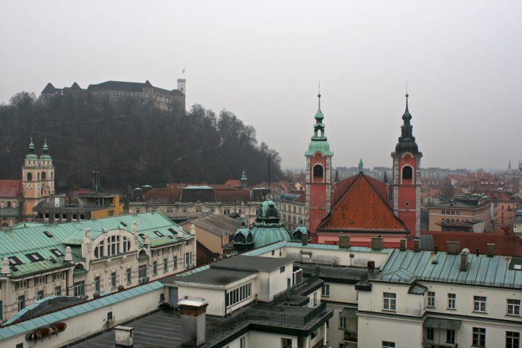 ljublijana slovenia guide cafe coffee kavarna moderna cafe Čokl tozd escobar sprudge