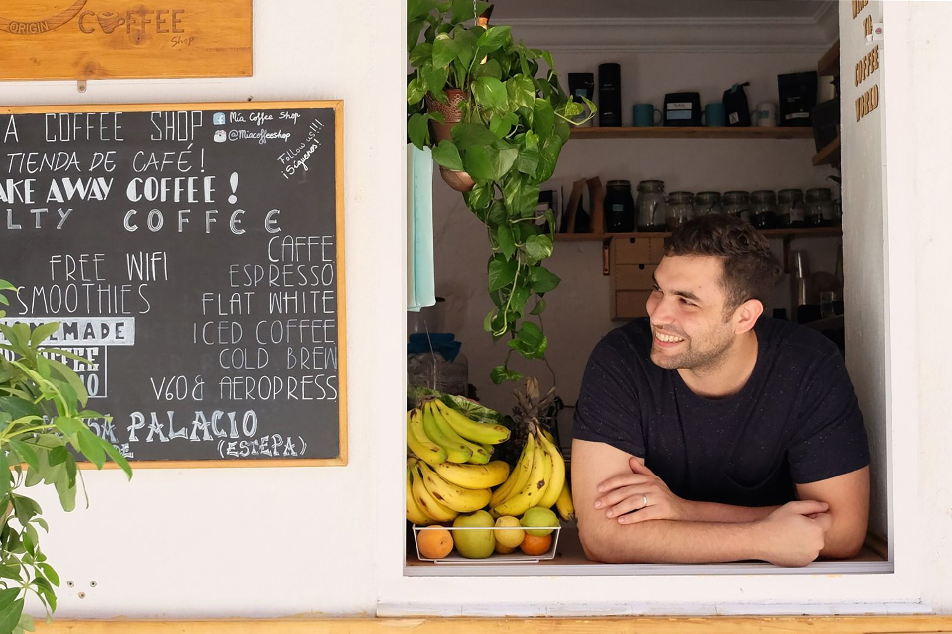 Mia Coffee Shop A Tiny Little Cafe Brings Specialty To