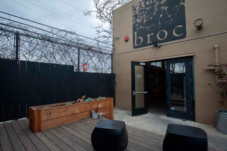 broc cellars exterior patio luc revel 02