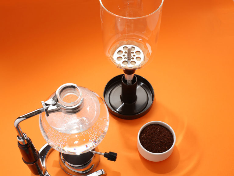 How To Brew With A Siphon Coffee Maker Sprudge Coffee