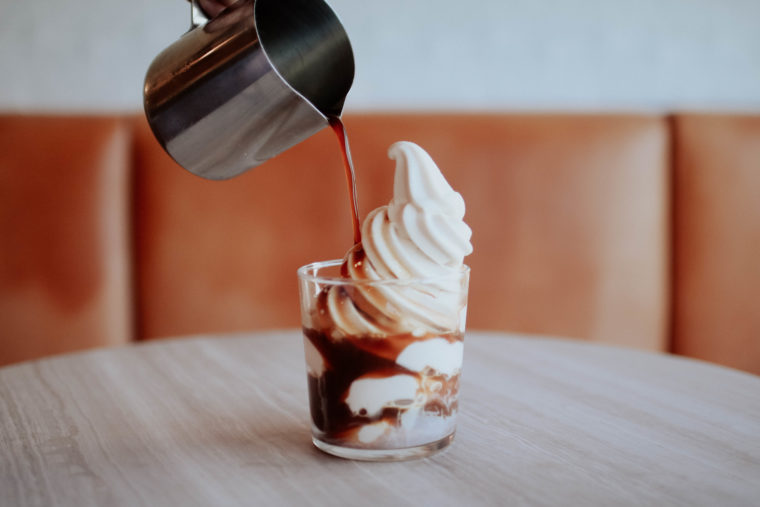 draft latte float verve manhattan beach