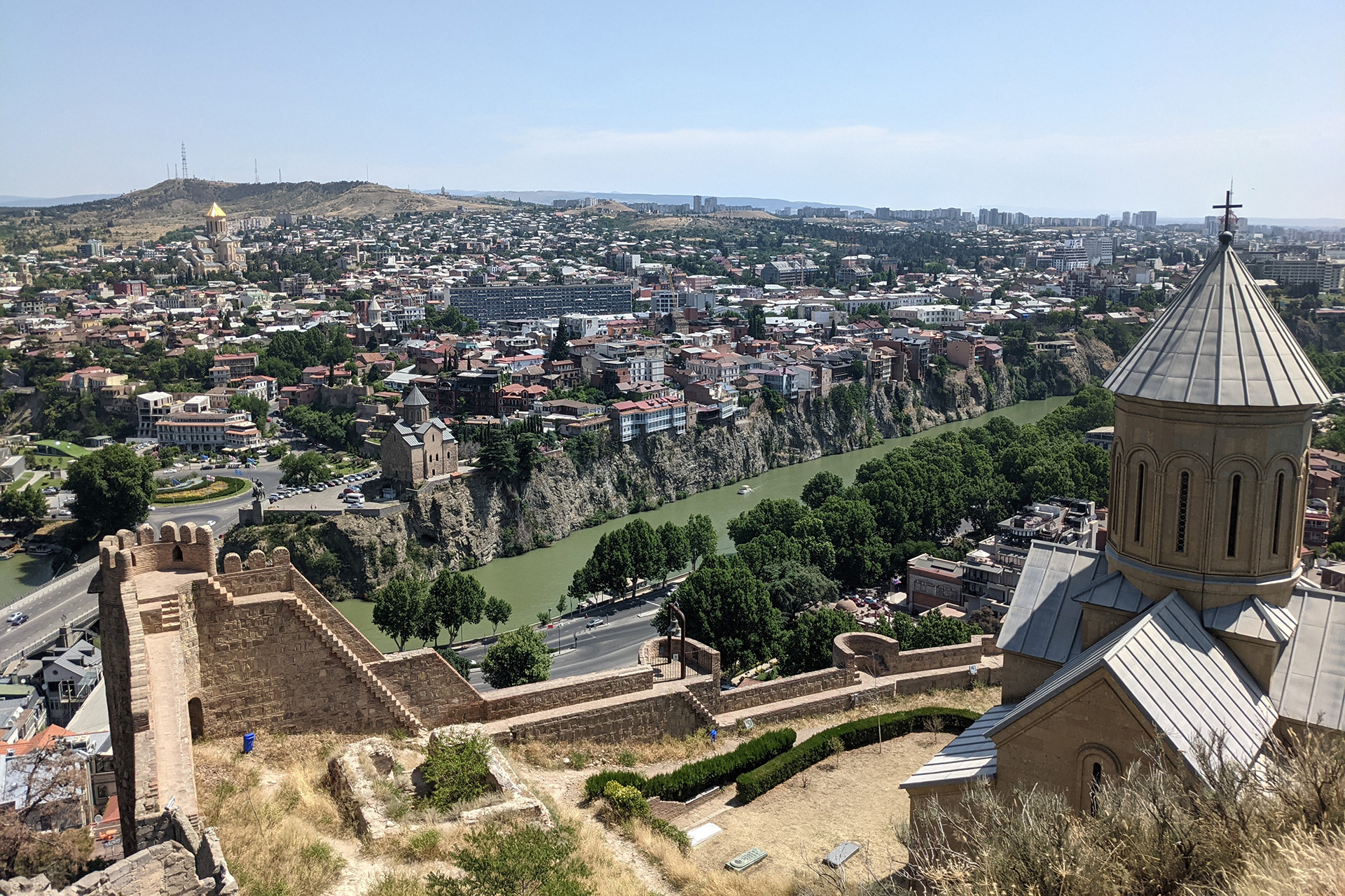 A Complete Guide to Visiting Narikala Fortress in Tbilisi