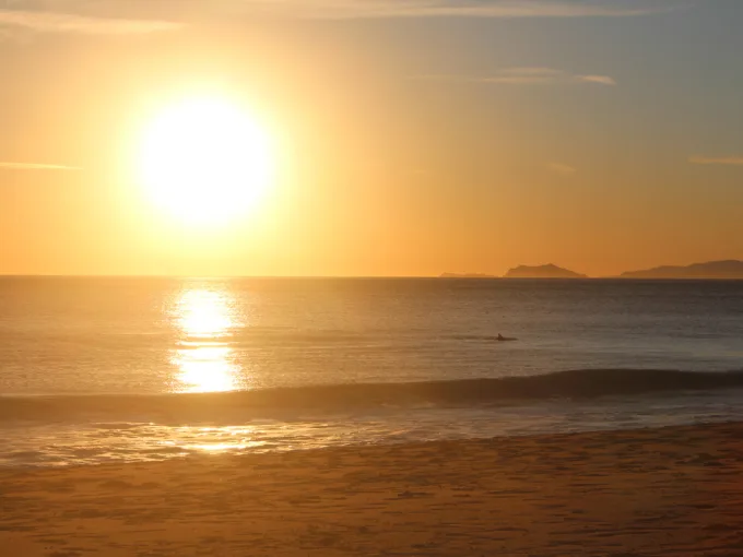 ventura cityguide 01 establishing