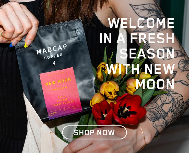 لافتة إعلانية للاشتراك في قهوة Madcap
