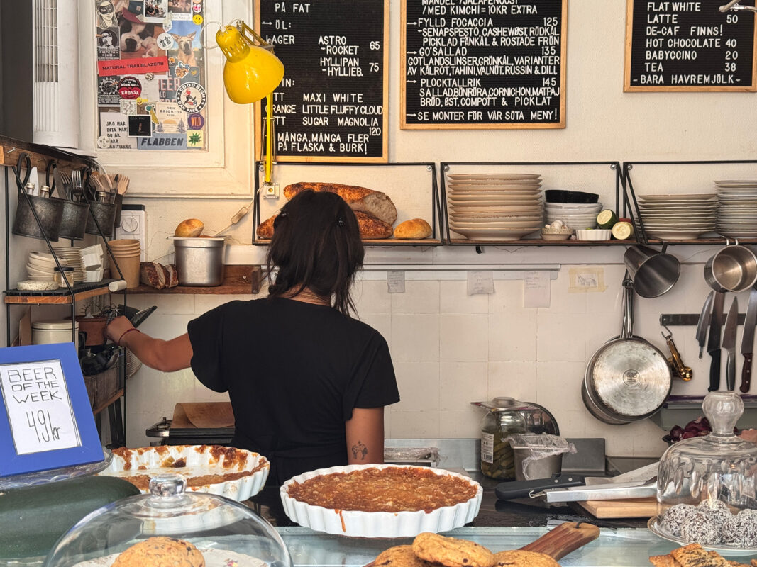 Malmo Benjamin Sand linseed coffee images6