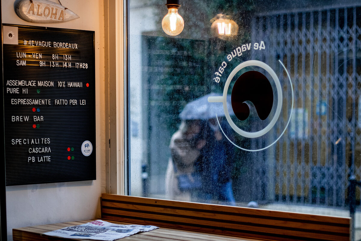 bordeauxguide 4evaguecafe interior vinkawoldarsky