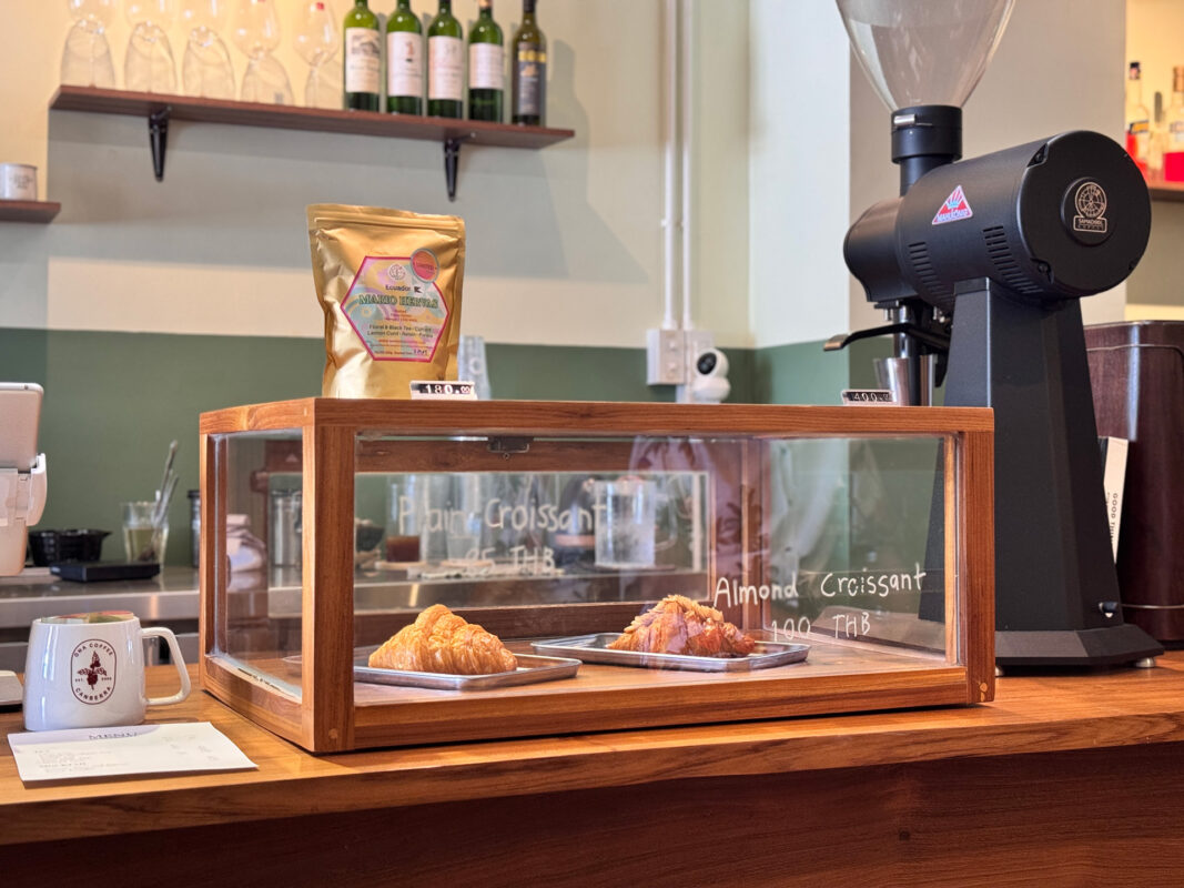 collins hua hin photos benjamin sand4