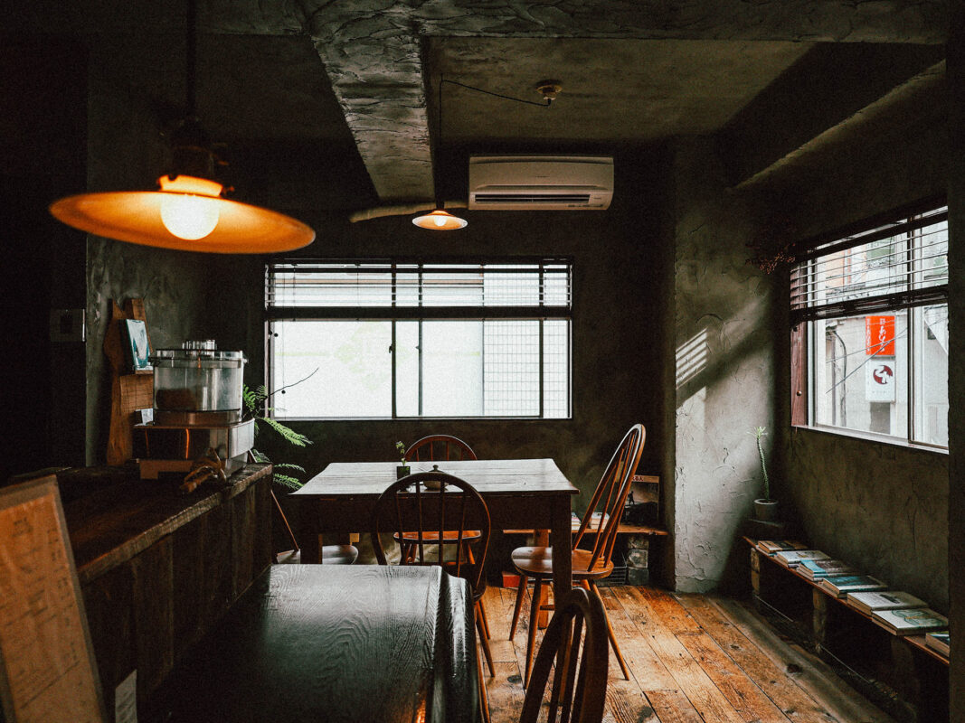 sangenjaya guide moon factory interior bond 03