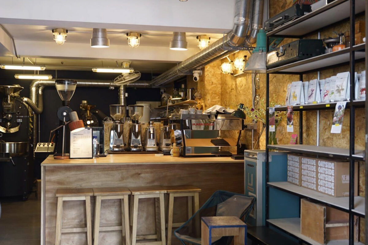 The interior of a donkey roaster in Hanoi, source: topic 2