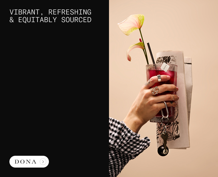 banner advertising DONA chai and tea