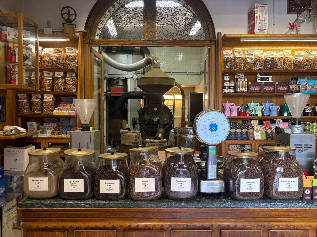 palermo guide ideal caffè stagnitta interior