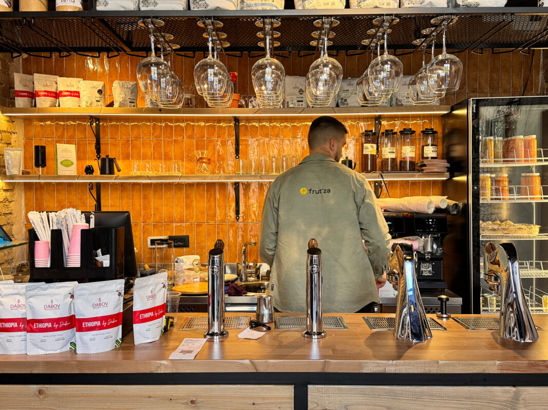 frutza tirana coffee guide benjamin sand1