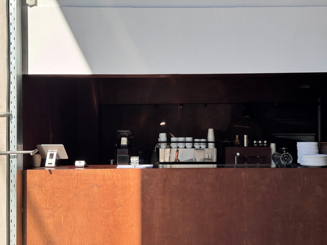oven roastery athens benjamin sand41