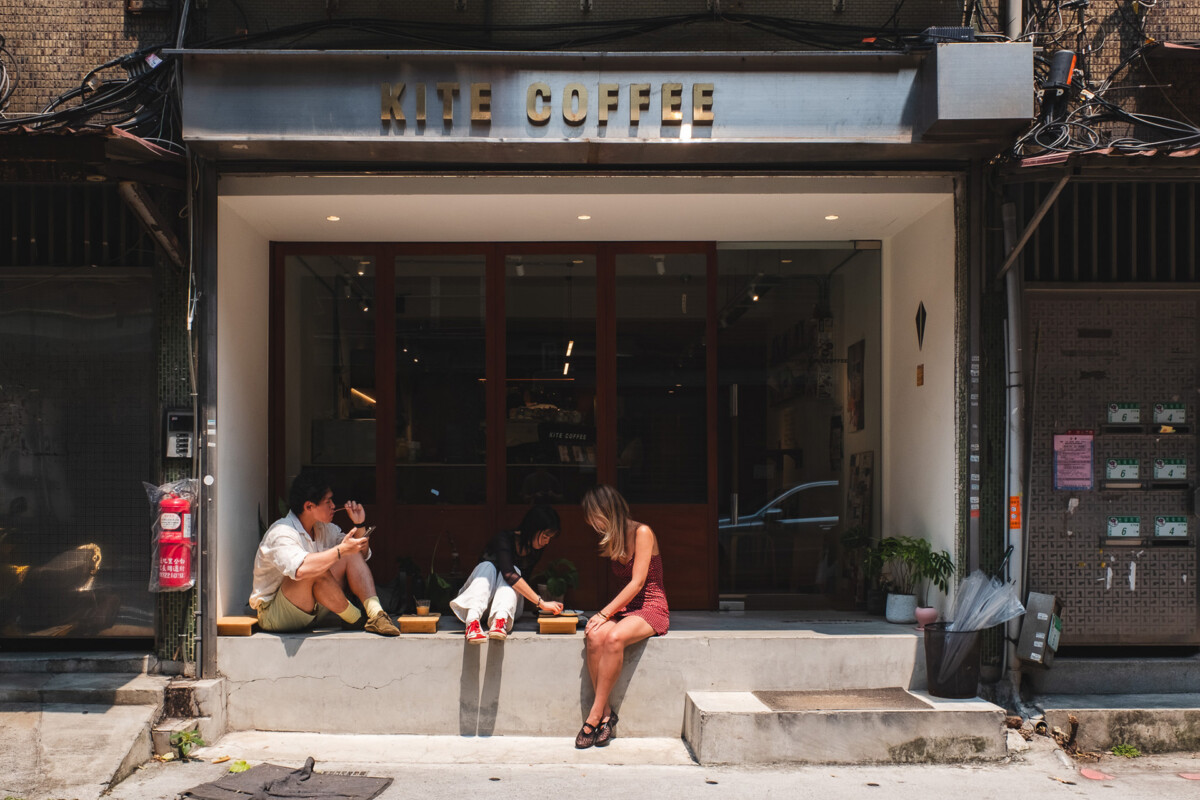 taipei_guide_kite_coffee_exterior_eric_hsu