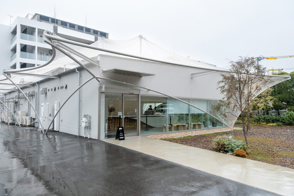 fukuoka city cs somme cafe exterior michael joseph 01